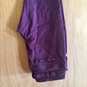 Maurice’s size L-R  maroon jeggings